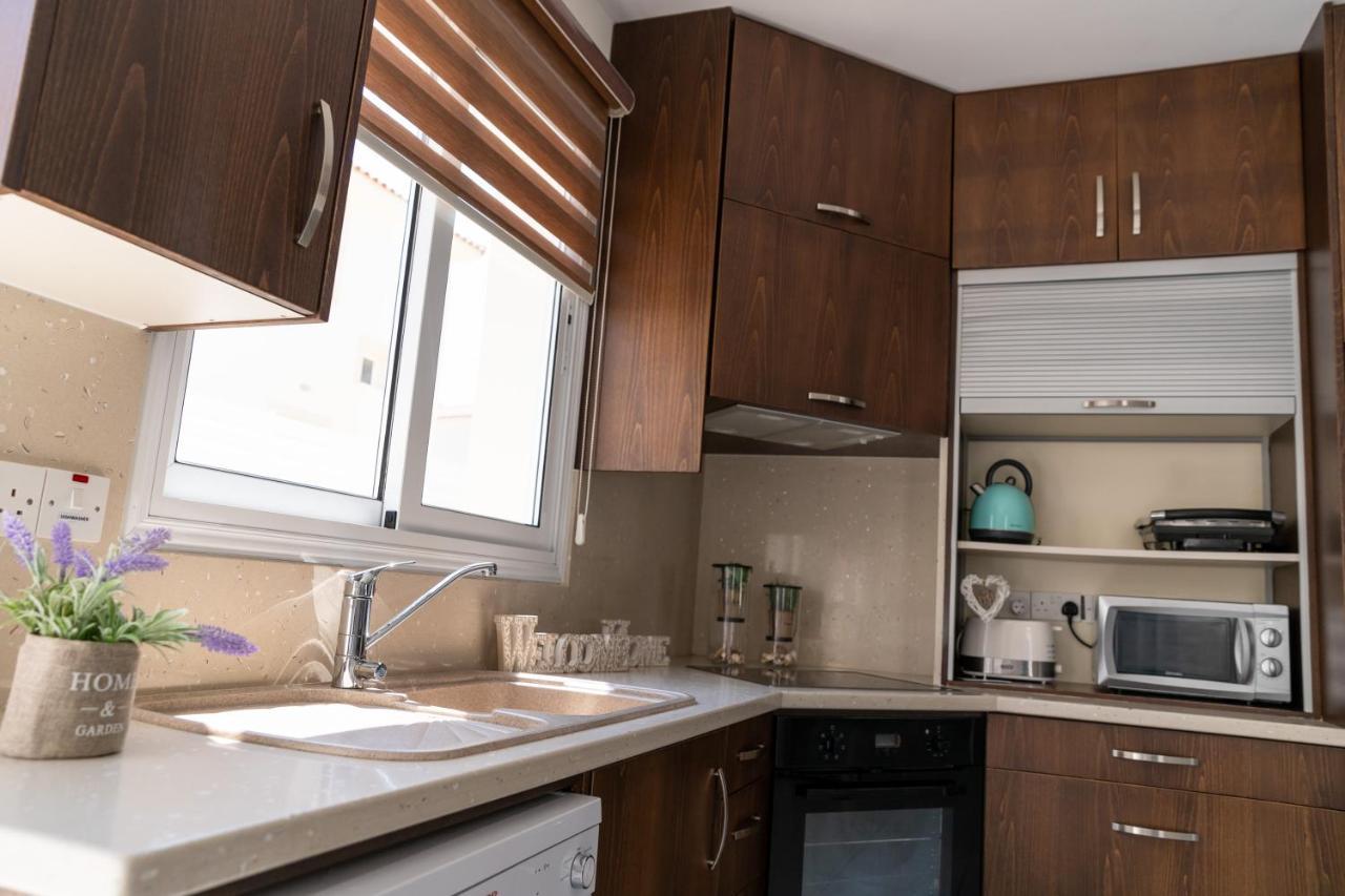 Dafni Villa Ekaterina 3 Bdrm โปรทาราส ภายนอก รูปภาพ